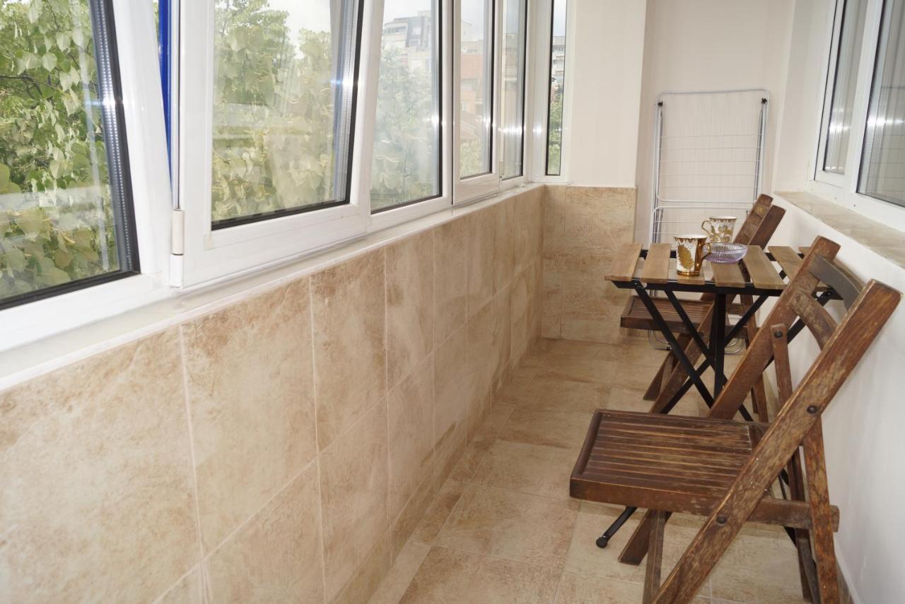Spacious 2Bdr - Free Parking - Walk Everywhere - 300 Mbps Wifi Varna Eksteriør billede