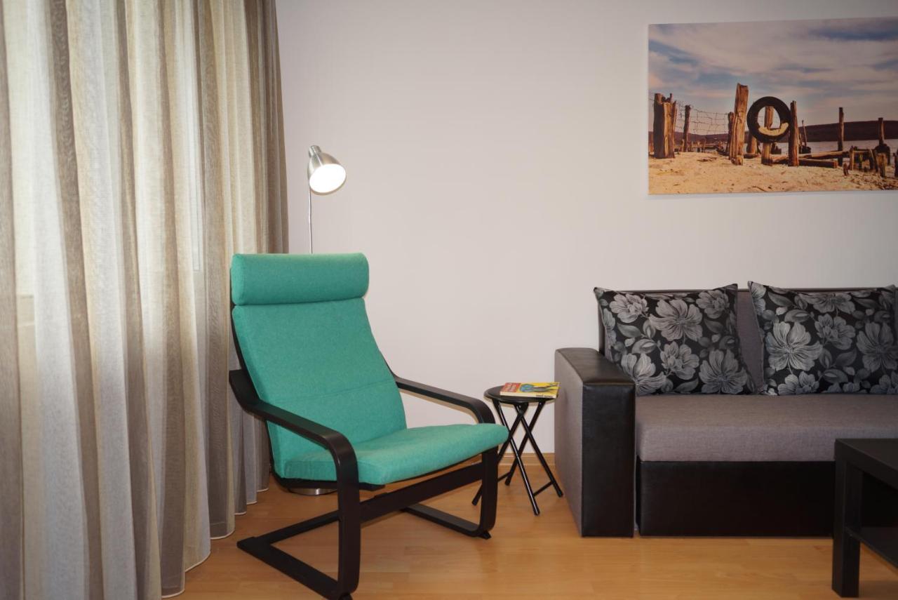 Spacious 2Bdr - Free Parking - Walk Everywhere - 300 Mbps Wifi Varna Eksteriør billede